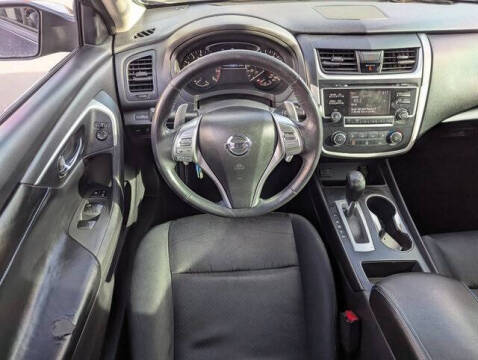 2016 Nissan Altima 2.5 SR