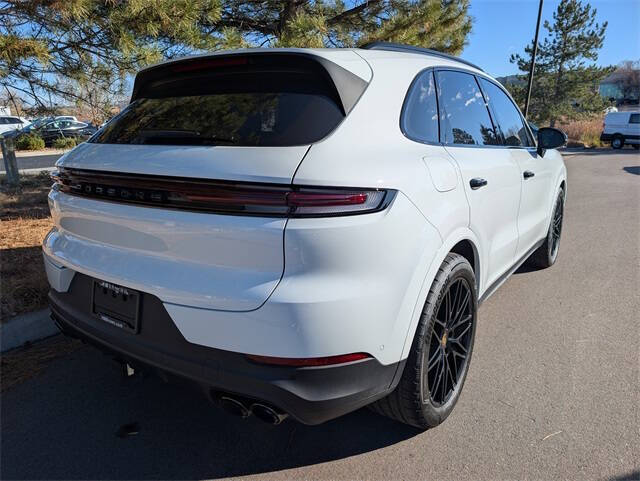 2024 Porsche Cayenne