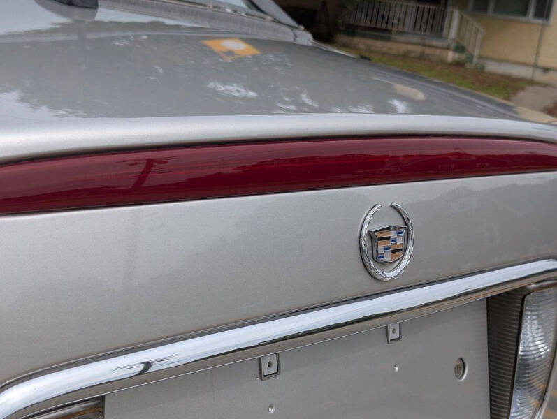 2005 Cadillac DeVille