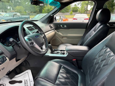 2014 Ford Explorer