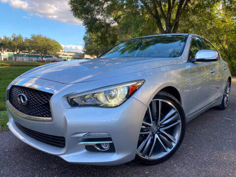 2014 Infiniti Q50 for sale at Powerhouse Automotive in Tampa FL