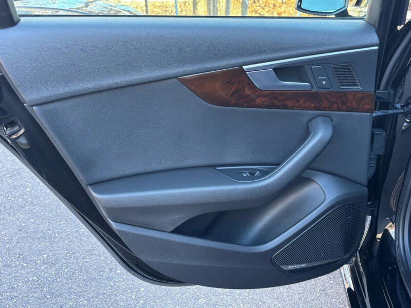 2017 Audi A4 2.0T quattro Premium Plus