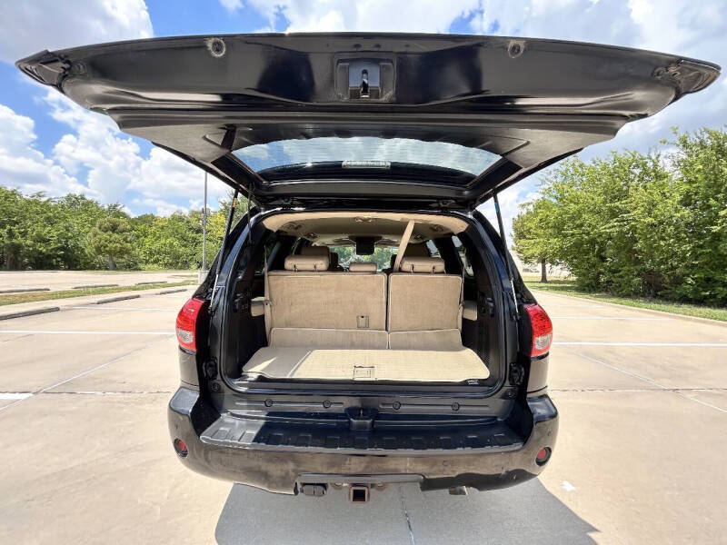 2016 Toyota Sequoia Platinum
