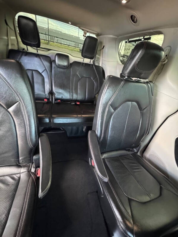 2018 Chrysler Pacifica Touring L Plus