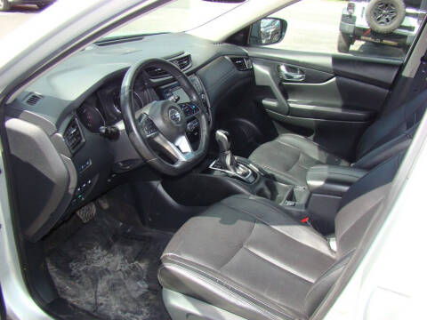 2020 Nissan Rogue SL