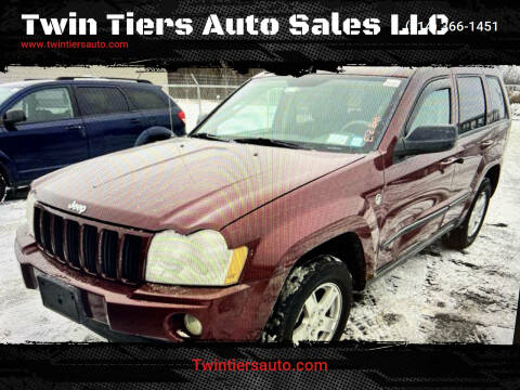 2007 Jeep Grand Cherokee for sale at Twin Tiers Auto Sales LLC in Olean NY