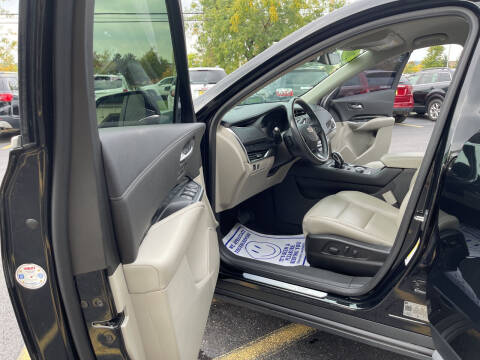 2019 Cadillac XT4 Premium Luxury