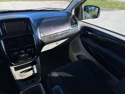 2013 Dodge Grand Caravan SE