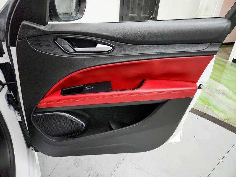 2020 Alfa Romeo Stelvio