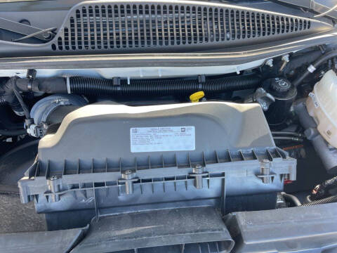 2023 GMC Savana 2500