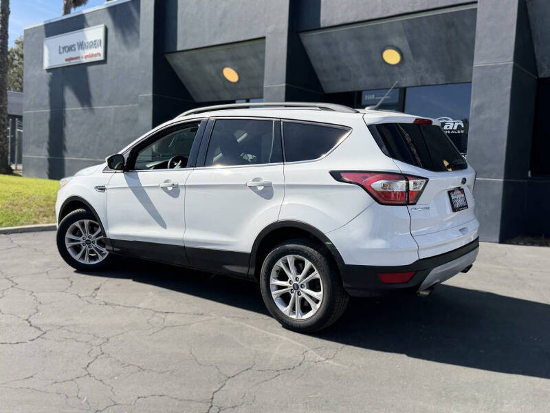 2018 Ford Escape SE
