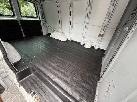 2018 Chevrolet Express 2500