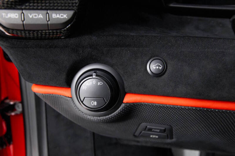 2019 Ferrari 488 Pista