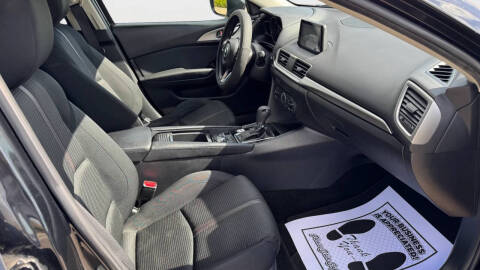 2018 Mazda MAZDA3 Sport