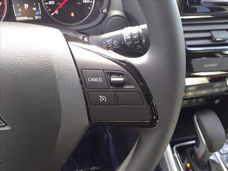 2024 Mitsubishi Eclipse Cross ES