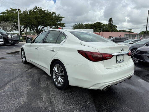 2021 Infiniti Q50 Luxe