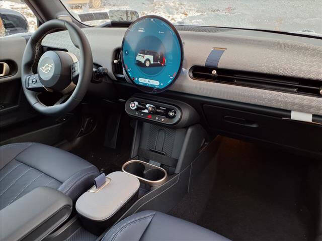 2025 MINI Hardtop 2 Door Cooper