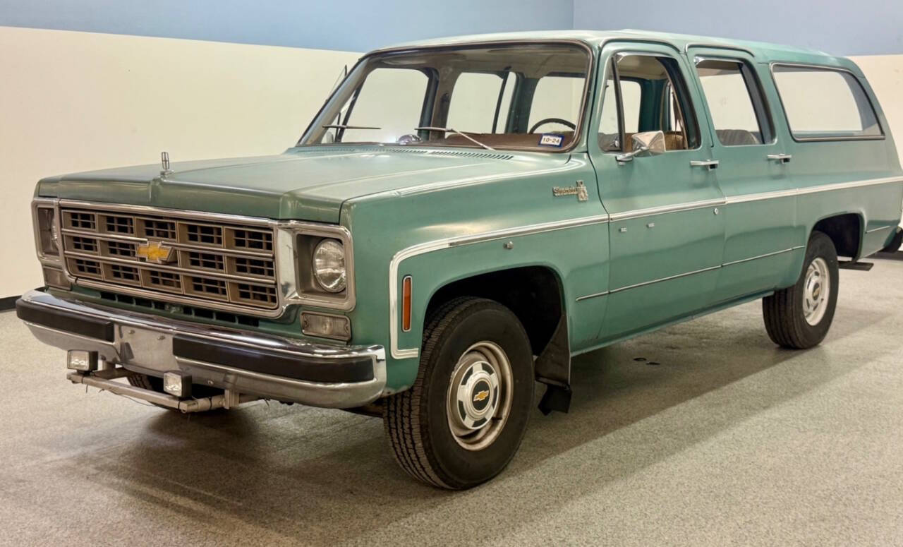 1977 Chevrolet Suburban 1