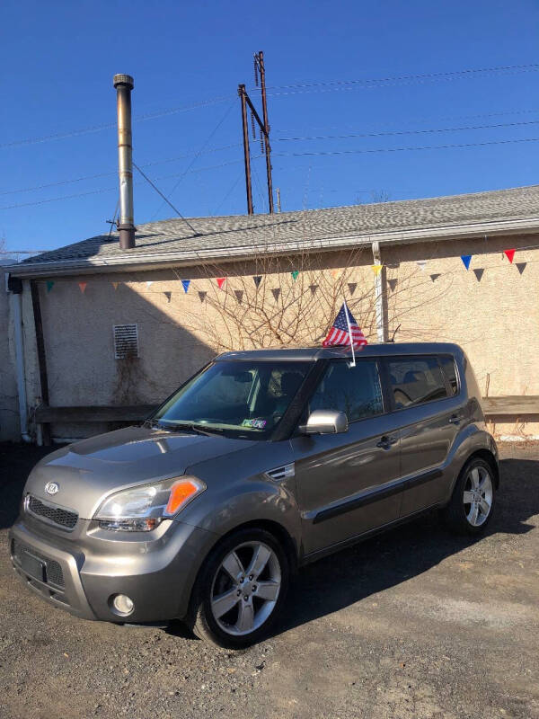 2011 Kia Soul +