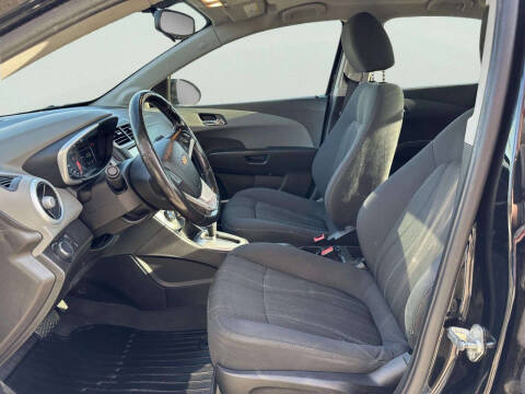 2017 Chevrolet Sonic LT Auto