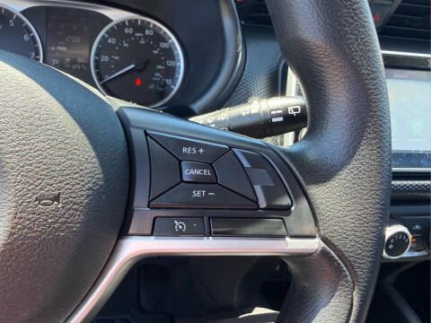 2021 Nissan Kicks S