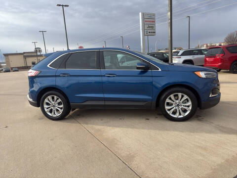 2020 Ford Edge Titanium