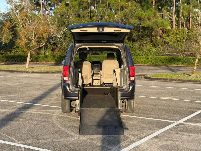 2017 Dodge Grand Caravan SE