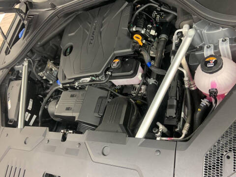 2025 Genesis GV70 2.5T Standard