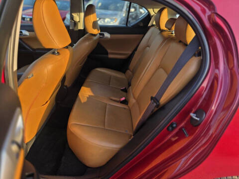 2011 Lexus CT 200h Premium
