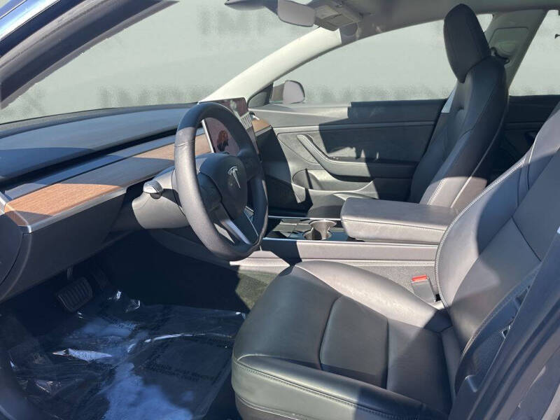 2020 Tesla Model 3 Standard Range Plus