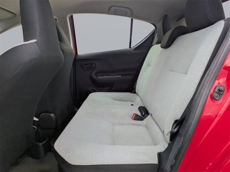 2015 Toyota Prius c Four