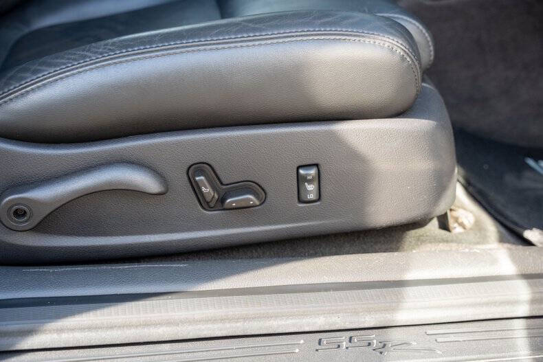 2005 Chevrolet SSR LS