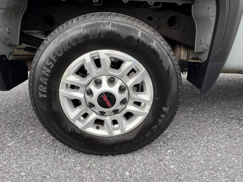 2025 GMC Sierra 2500HD Pro