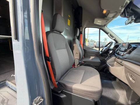 2020 Ford Transit 250