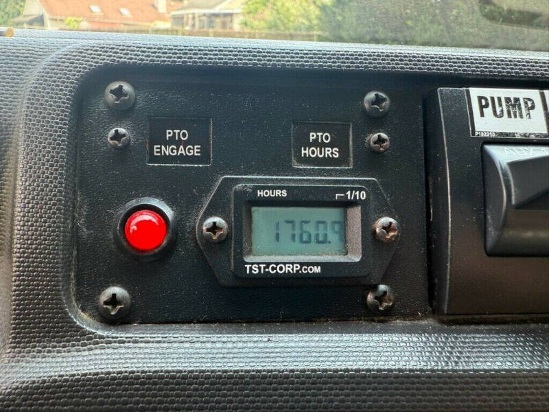 2011 Ford E-Series E-350 SD