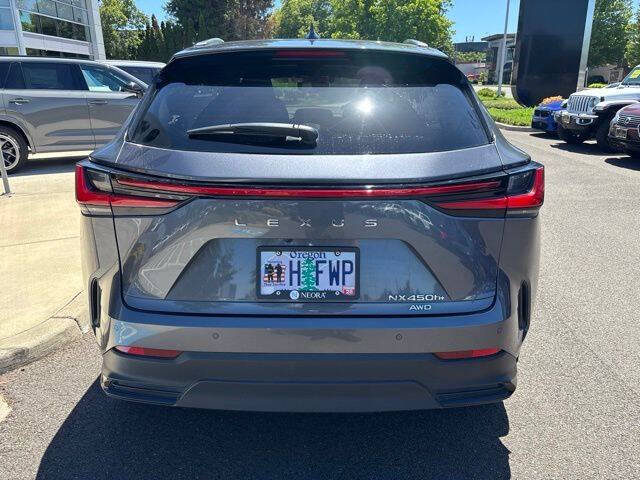 2024 Lexus NX 450h+