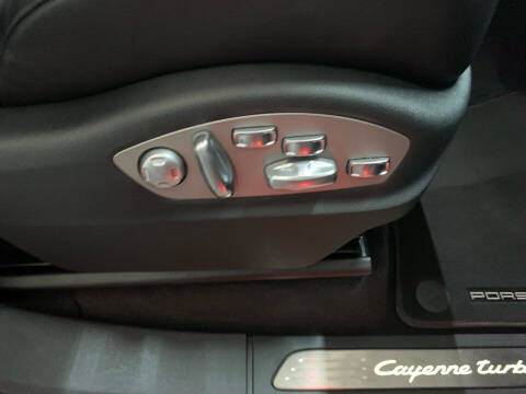 2017 Porsche Cayenne Turbo