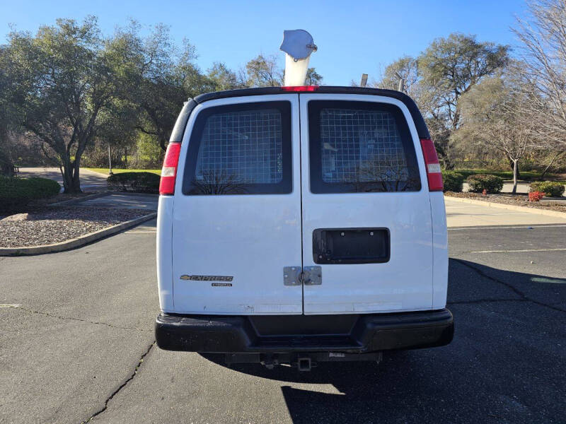 2013 Chevrolet Express 2500