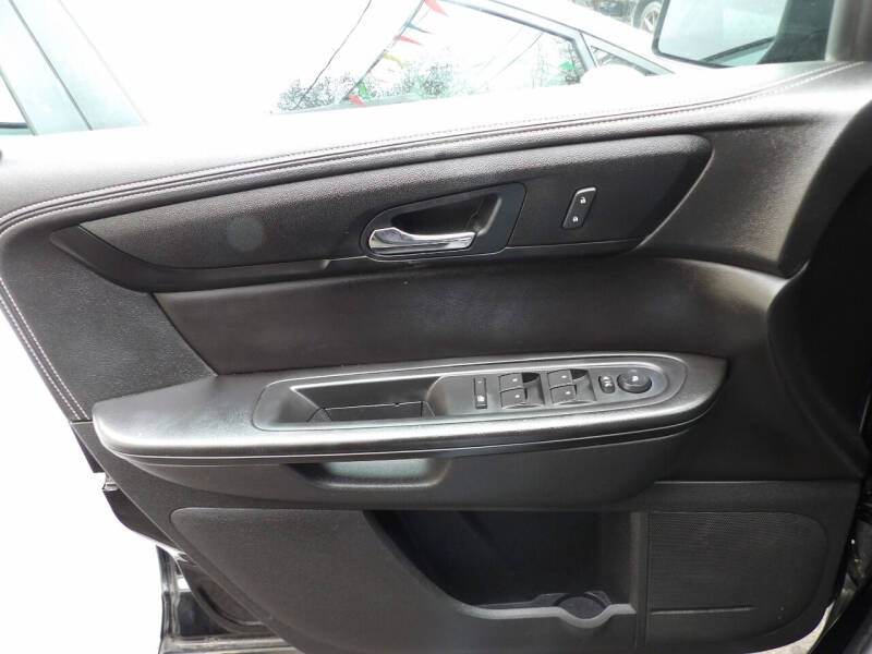 2016 GMC Acadia SLE-2