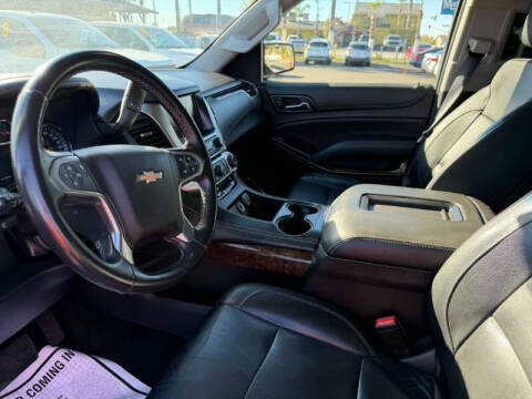 2017 Chevrolet Suburban LT