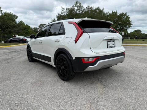 2024 Kia Niro LX