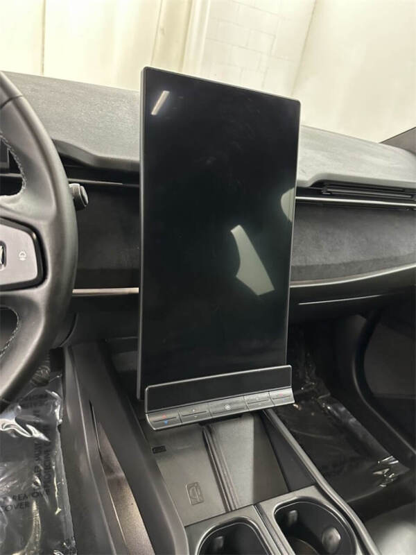 2023 Fisker Ocean Ultra