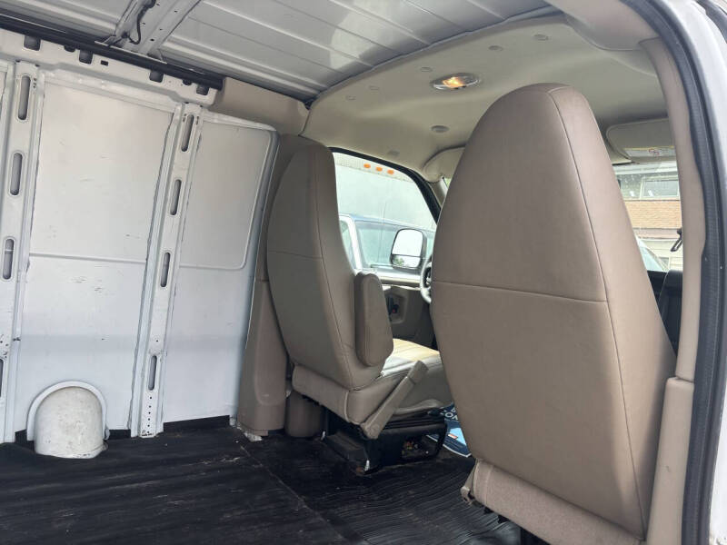 2015 Chevrolet Express 2500