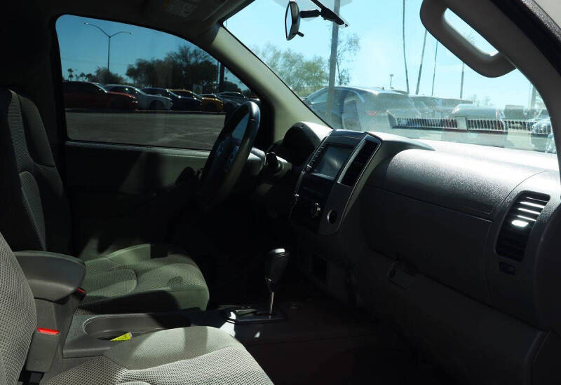 2021 Nissan Frontier S