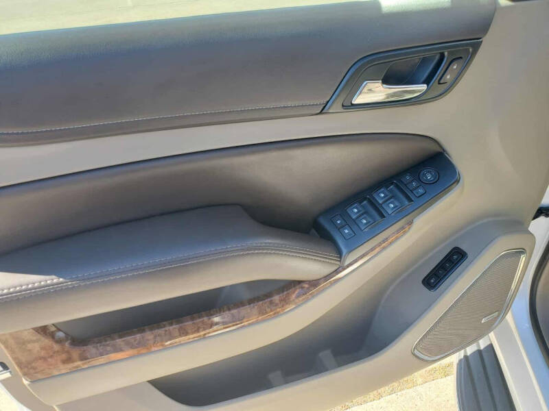 2016 Chevrolet Suburban LTZ