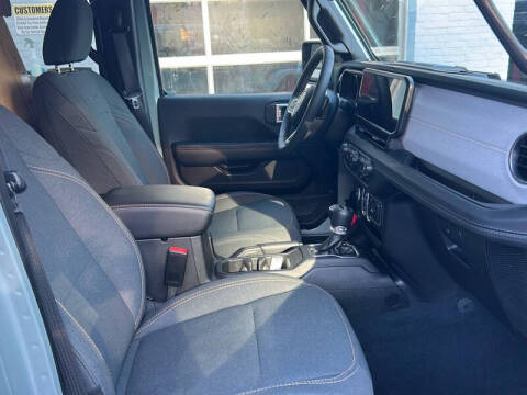 2024 Jeep Wrangler Sahara 4xe