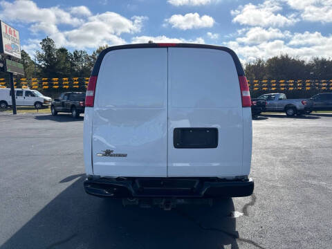 2020 Chevrolet Express 2500