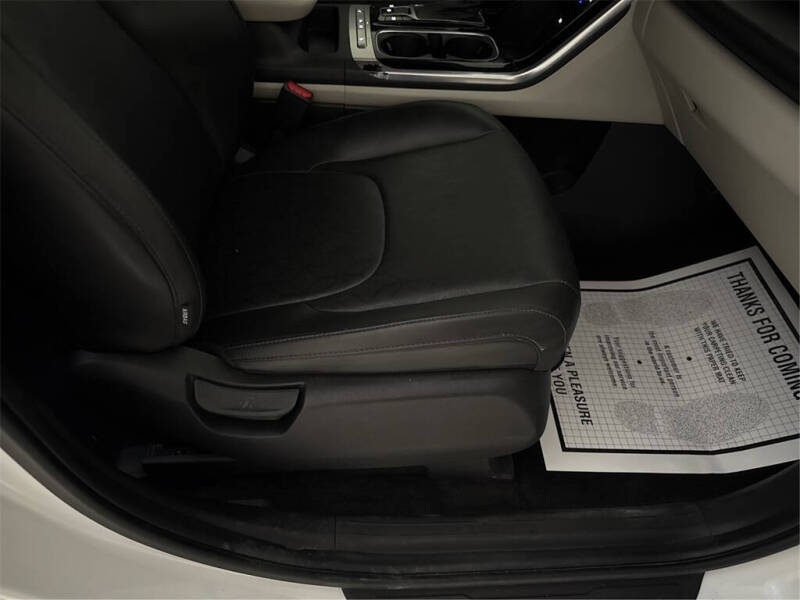 2022 Kia Carnival EX