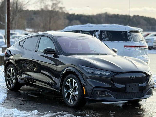 2022 Ford Mustang Mach-E Premium