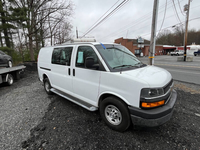 2018 Chevrolet Express Cargo Work Van's photo